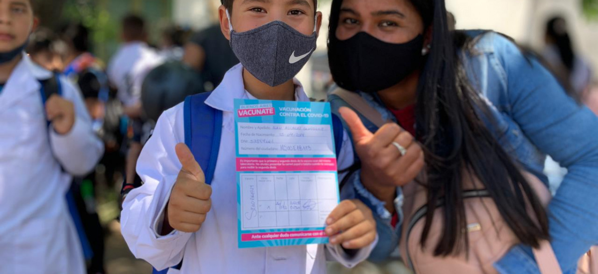 El Municipio inició la vacunación de niñas y niños en escuelas de Alte Brown