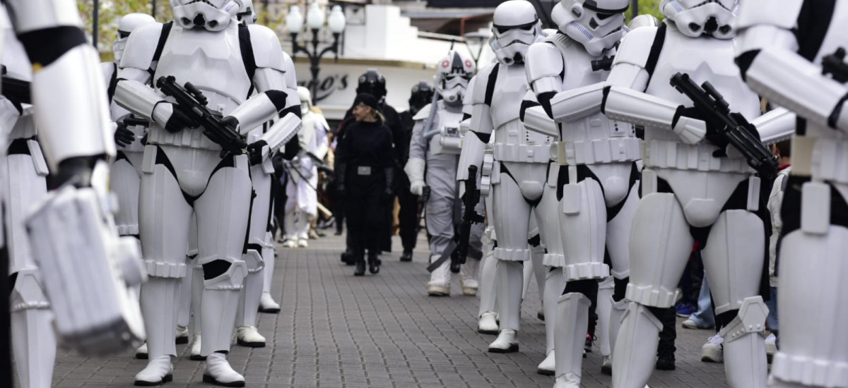 La fuerza es poderosa en Alte Brown: donaron 4103 litros de leche en el desembarco de Star Wars